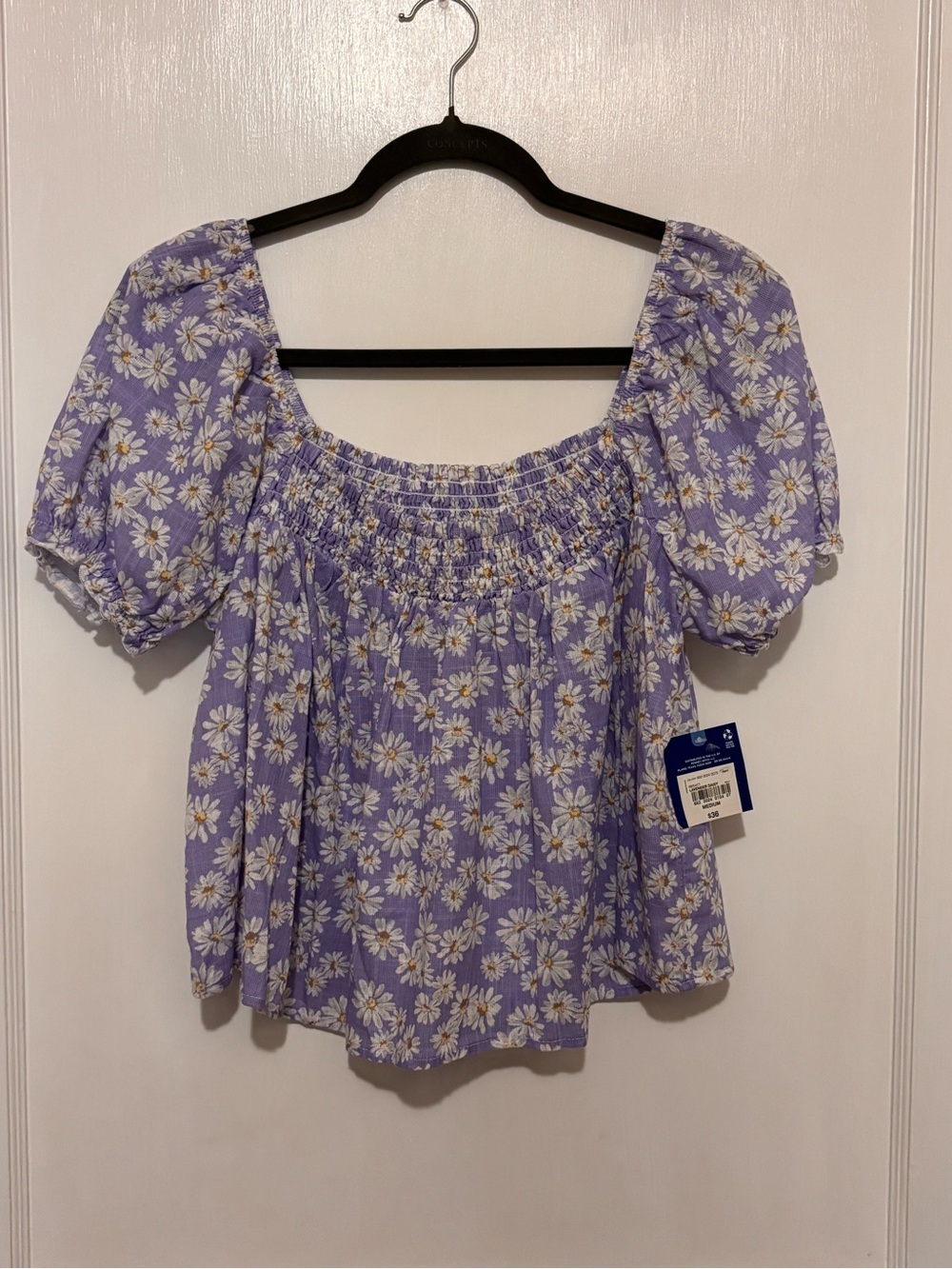 Arizona Lavender Daisy Smocked Puff-Sleeve Top Off Shoulder Crop Top